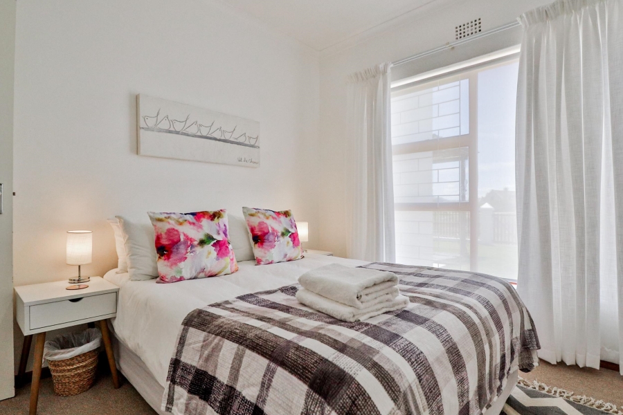 6 Bedroom Property for Sale in Country Club Western Cape